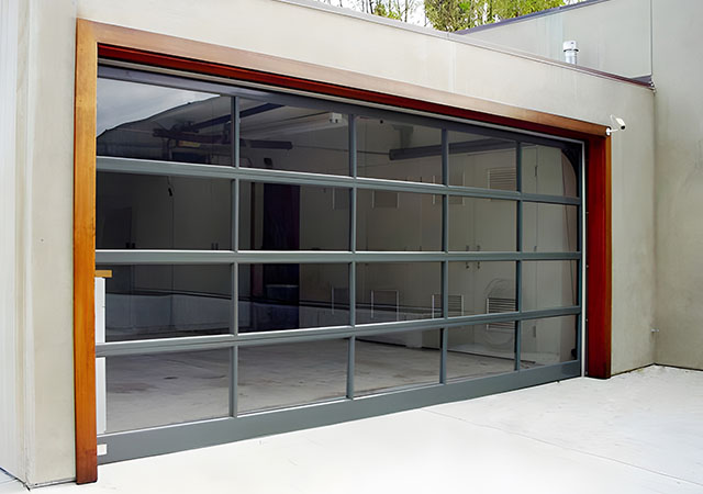 <b>透视玻璃车库门</b>